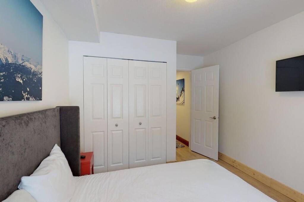 Powderhorn By Whistler Blackcomb Vacation Rentals Exterior photo