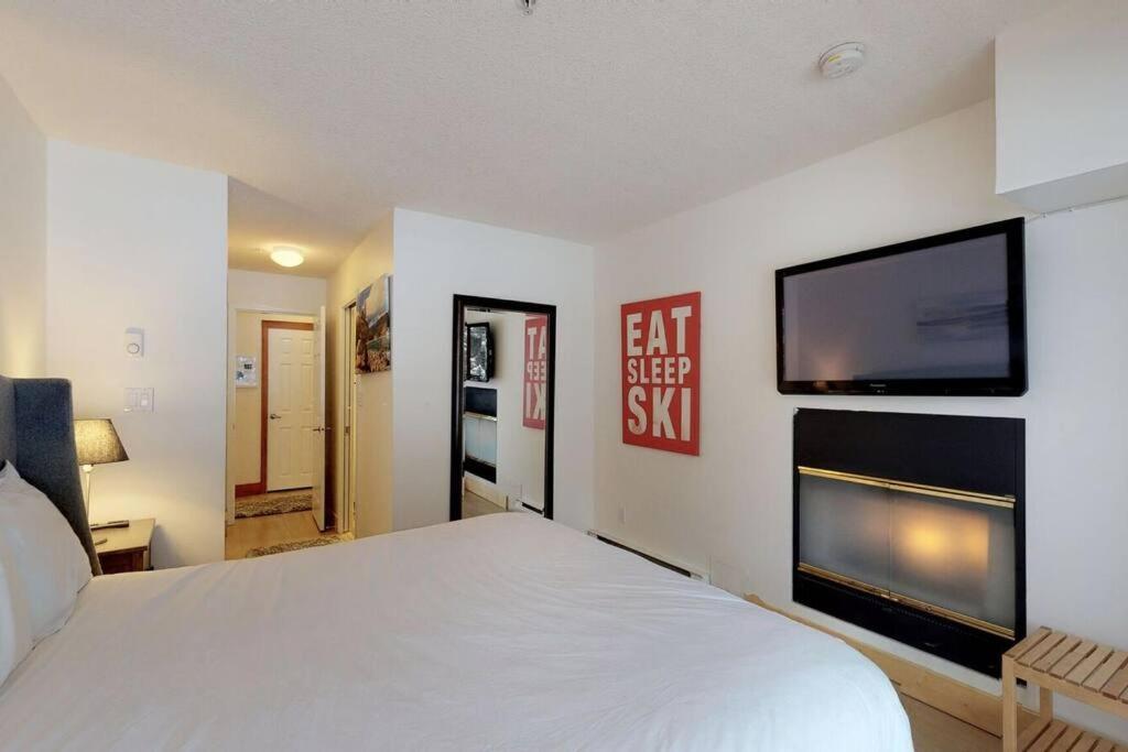 Powderhorn By Whistler Blackcomb Vacation Rentals Exterior photo