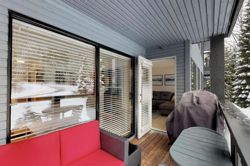 Powderhorn By Whistler Blackcomb Vacation Rentals Exterior photo